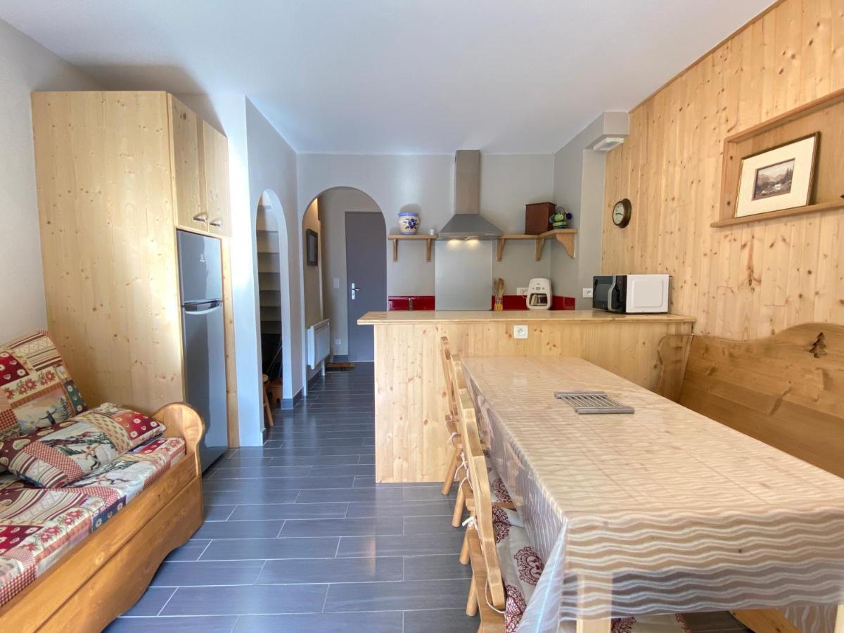Joli Chalet 60M2 Proche Du Centre. Parking. Balcon 科特雷 外观 照片